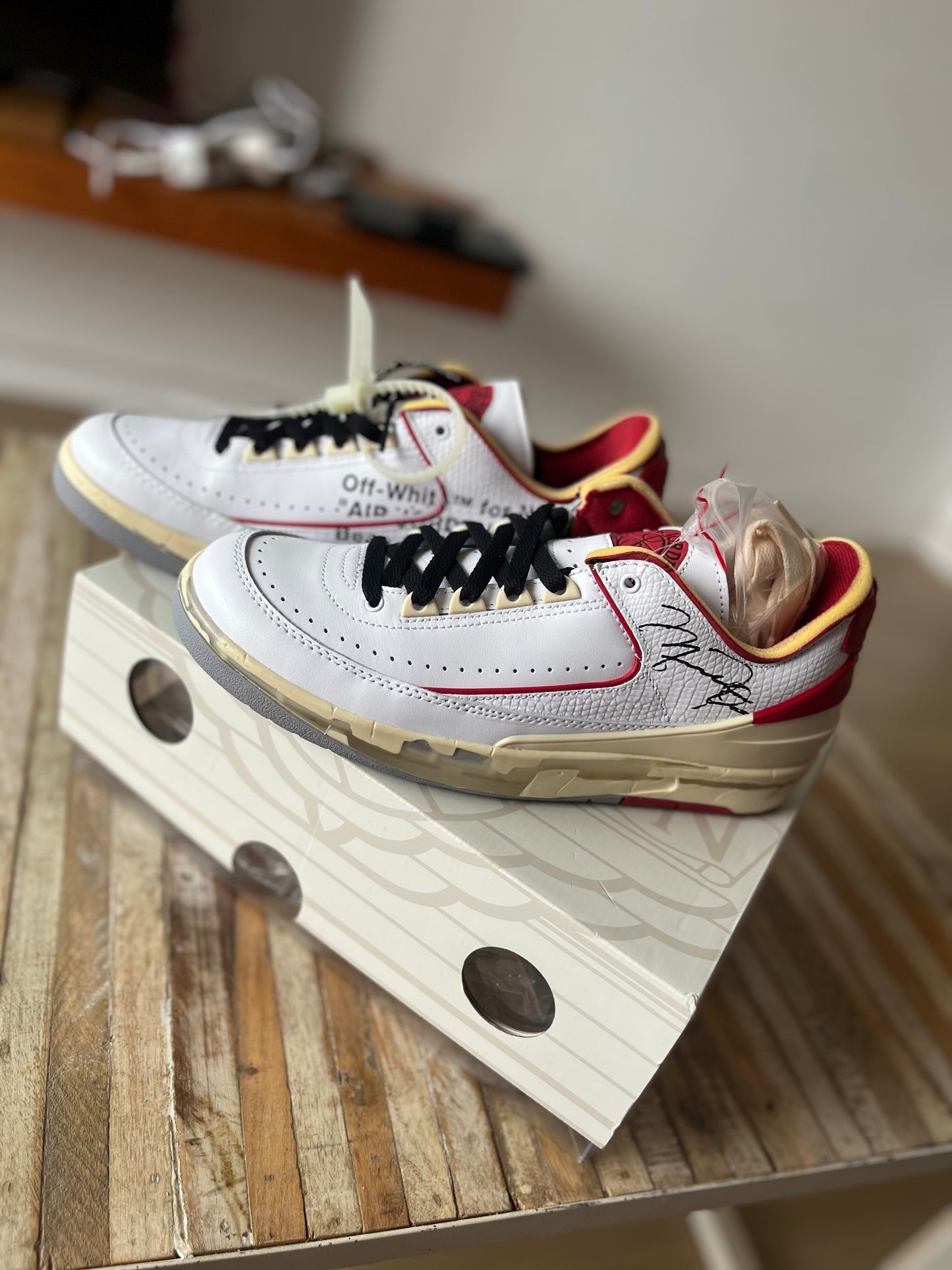 Jordan retro 2 x off white