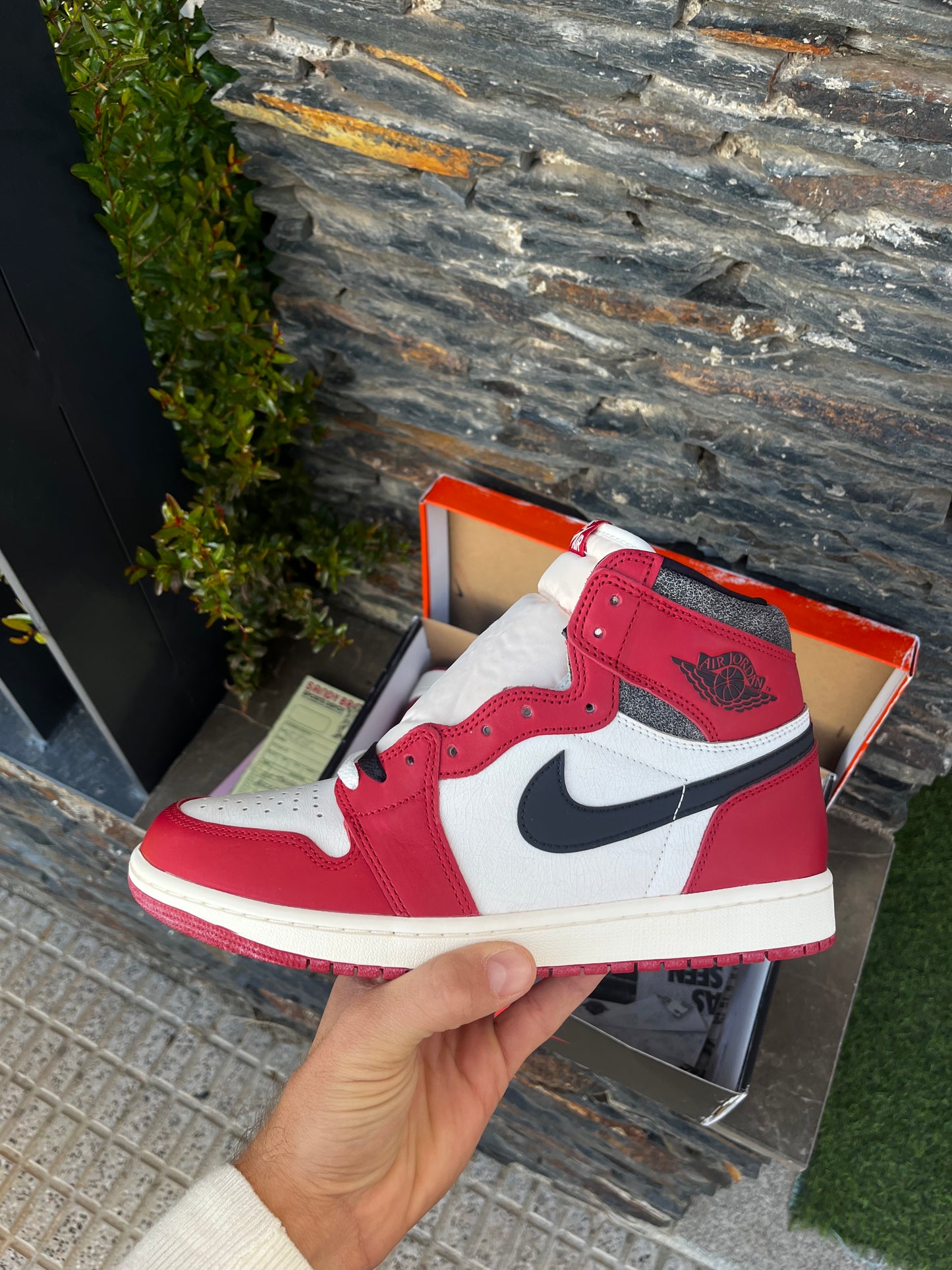 Jordan 1 Retro high Lost & found