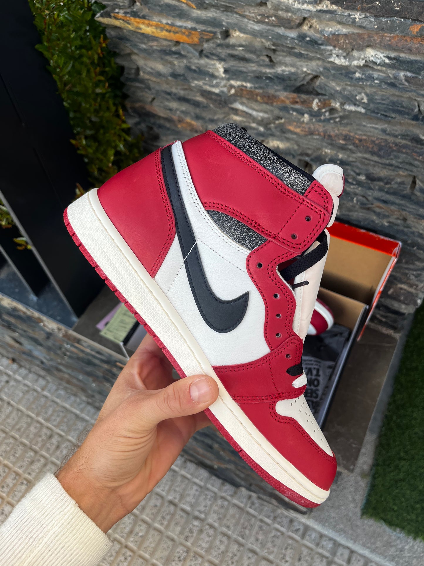 Jordan 1 Retro high Lost & found