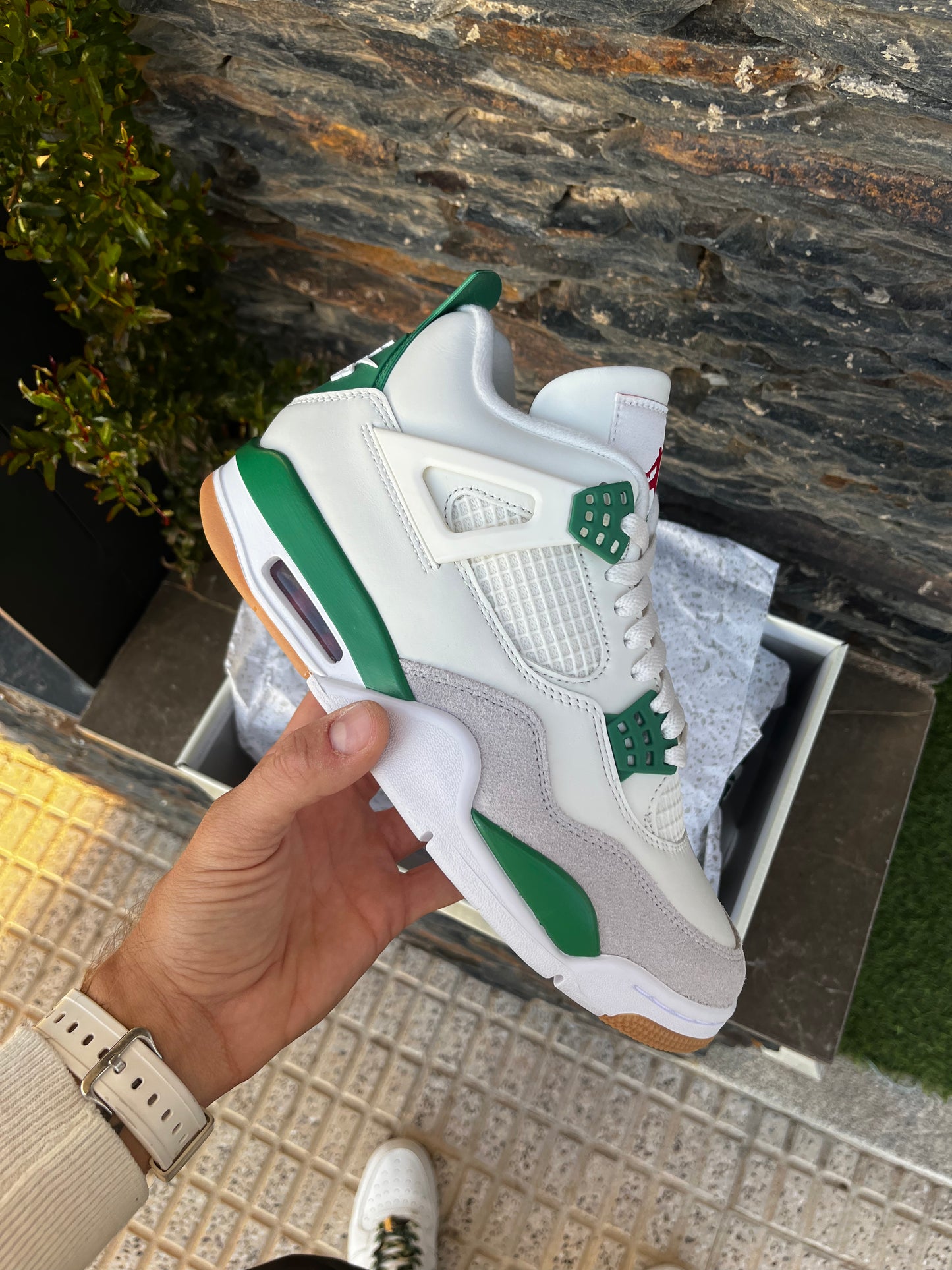 Jordan 4 Retro SB Pina green